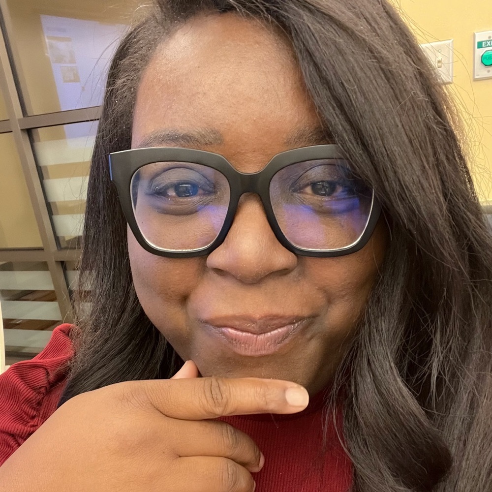 Meet your Posher, Sherita